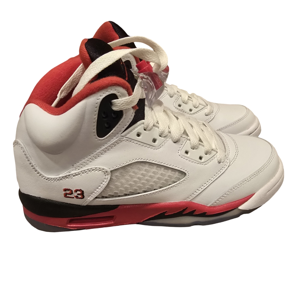 2013 Air Jordan Retro 5 White/Fire Red Brand New In Box Size 4Y